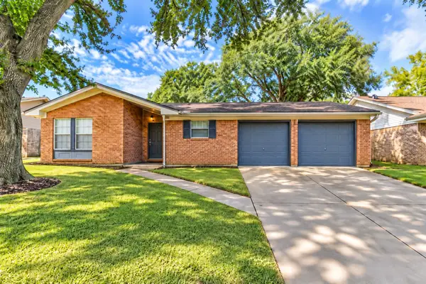 910 Alyse Street, Deer Park, TX 77536