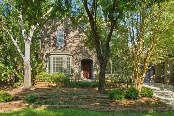 106 Longsford Circle, The Woodlands, TX 77382