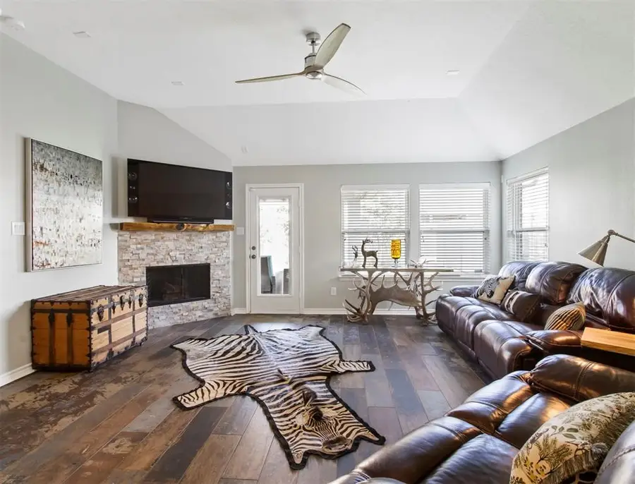 8319 Montego Bay Drive, Baytown, TX 77523 - #2