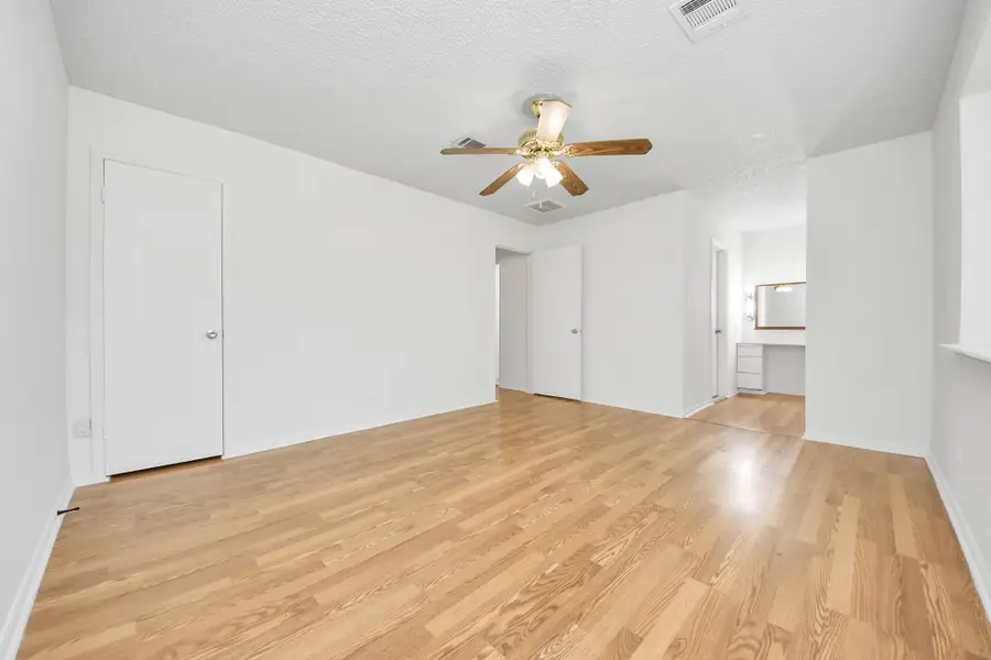10372 Hammerly Boulevard #25, Houston, TX 77043 - #3