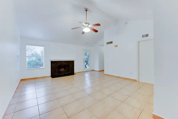 2021 Spenwick Drive #724, Houston, TX 77055