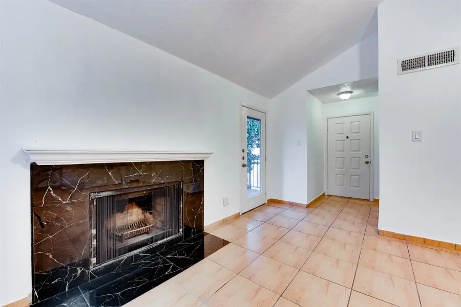 2021 Spenwick Drive #724, Houston, TX 77055 - #3