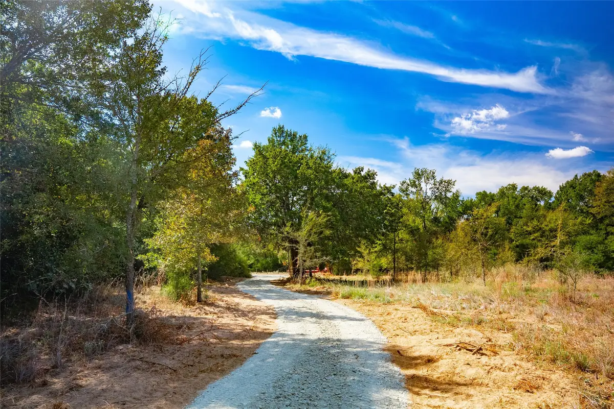 12556 Red Hill Rd, Hearne, TX 77859 - #1