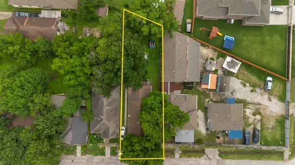 1612 Common Street, Houston, TX 77009