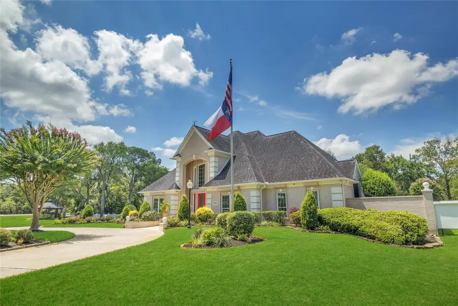 204 Oak Drive, Friendswood, TX 77546 - #2