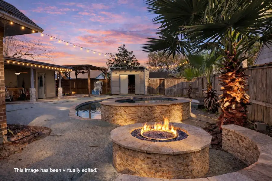 4308 Meadow Glenn Drive, Dickinson, TX 77539 - #2