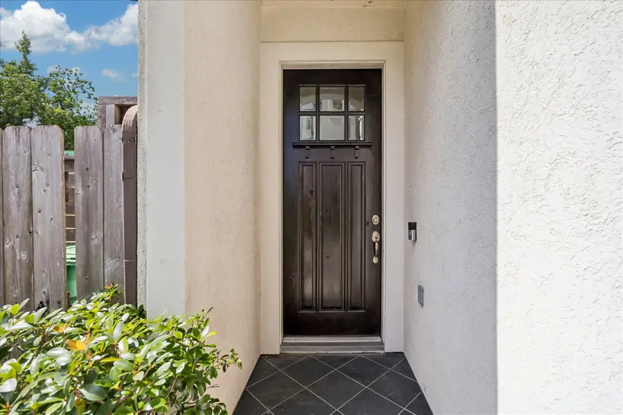 869 Wakefield Drive #B, Houston, TX 77018 - #3