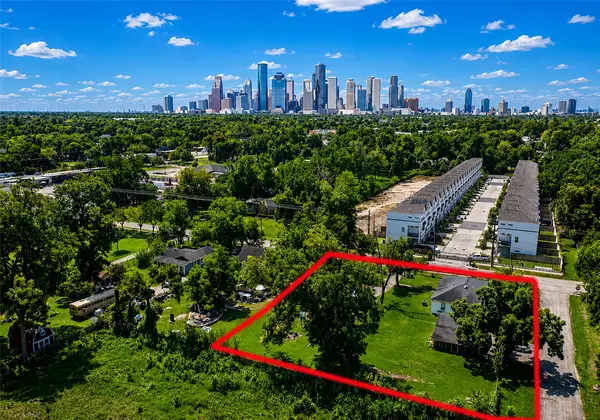 406 W Donovan Street, Houston, TX 77091