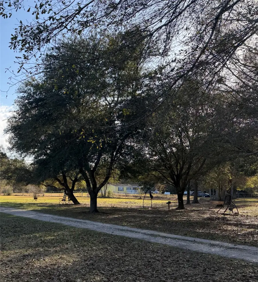 353 County Road 381, Cleveland, TX 77328 - #3