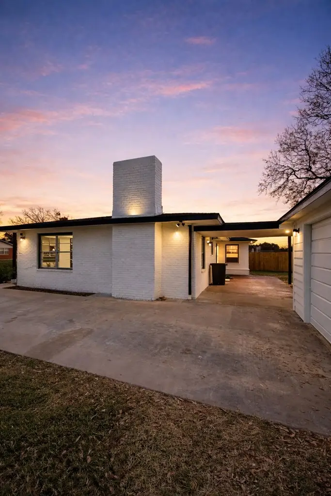 1716 Pecan Street, Bay City, TX 77414 - #3