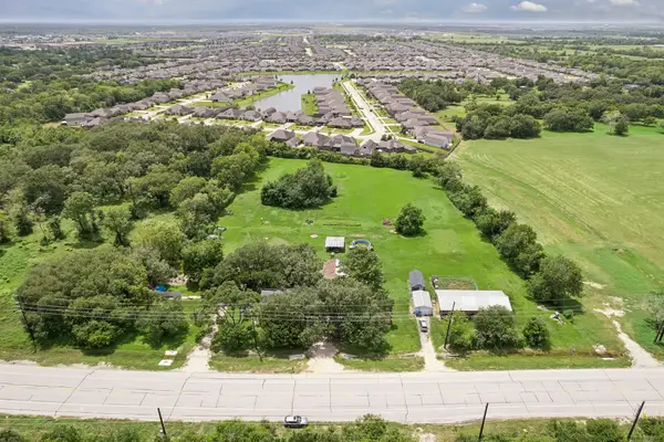 6418 Masters Road, Manvel, TX 77578
