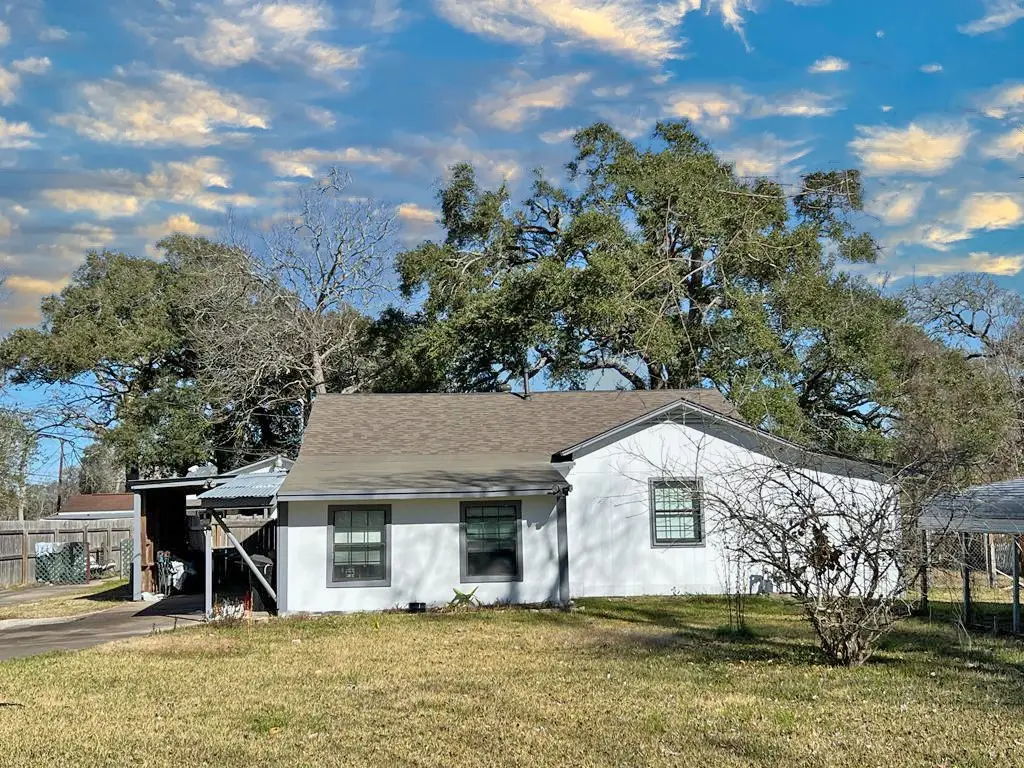 1272 Pecan Street, Clute, TX 77531 - #1