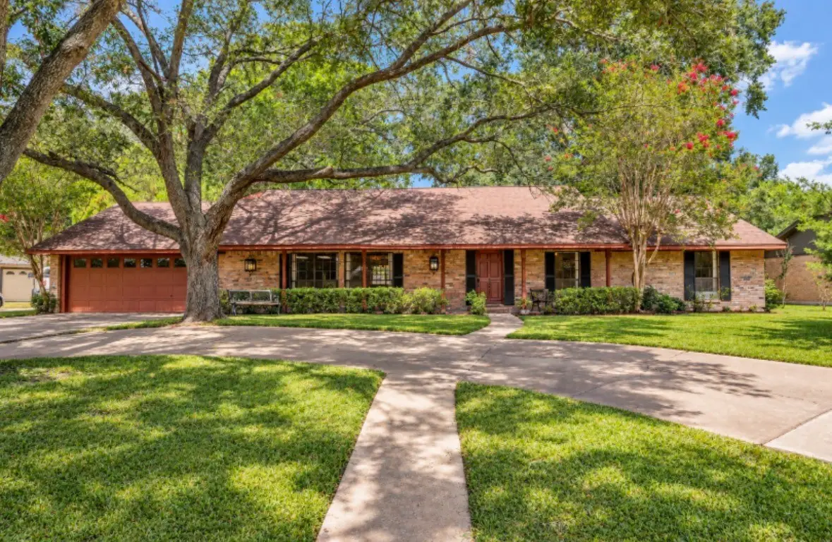 3403 Nottingham Street, Pearland, TX 77581 - #1