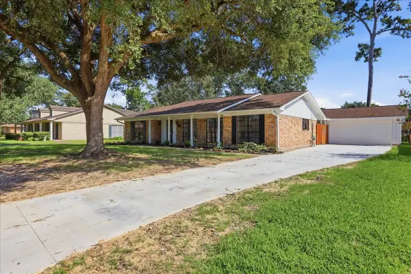 4835 Regina Lane, Beaumont, TX 77706
