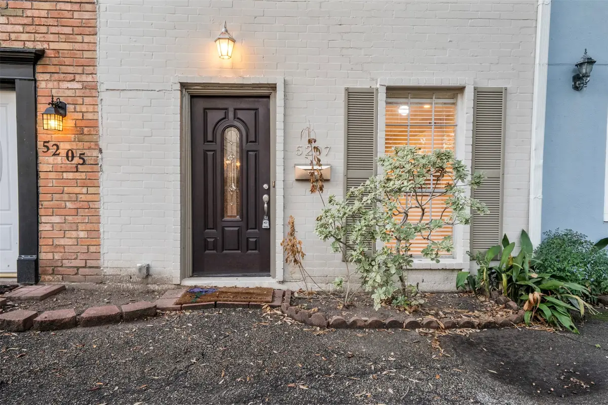 5207 Arboles Drive, Houston, TX 77035 - #1