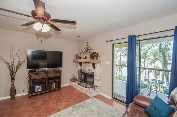 943 Parkview Drive #C1, Canyon Lake, TX 78133