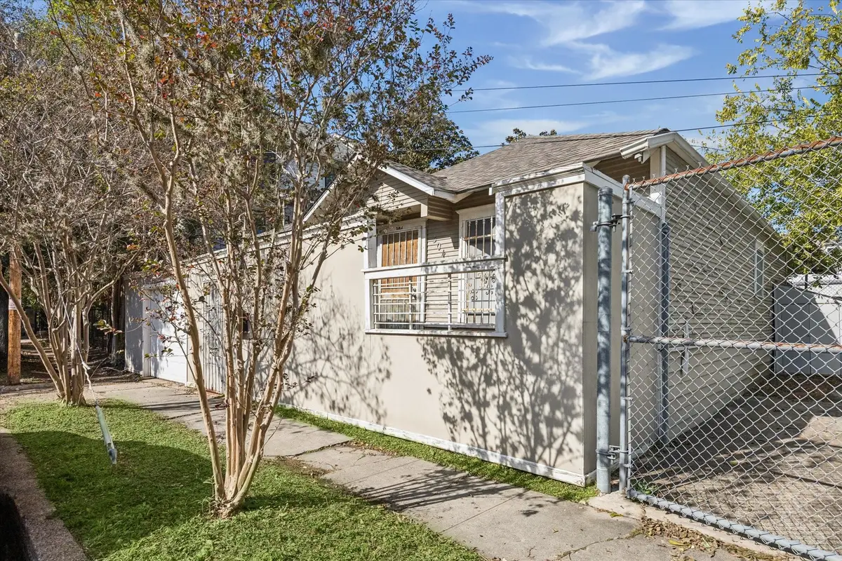 304 Bomar Street, Houston, TX 77006 - Image #1