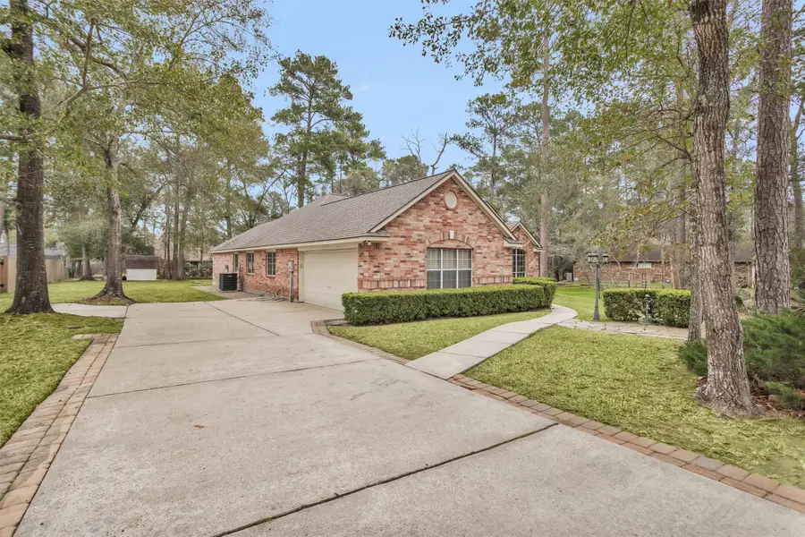 2419 Carriage Ridge Lane, Conroe, TX 77384 - Image #3