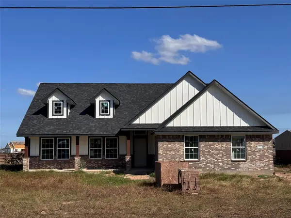 1513 Palomino Trail, Angleton, TX 77515