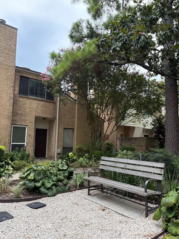 12625 Memorial Drive, Houston, TX 77024