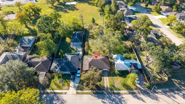 4801 Sanborn Drive, Houston, TX 77092