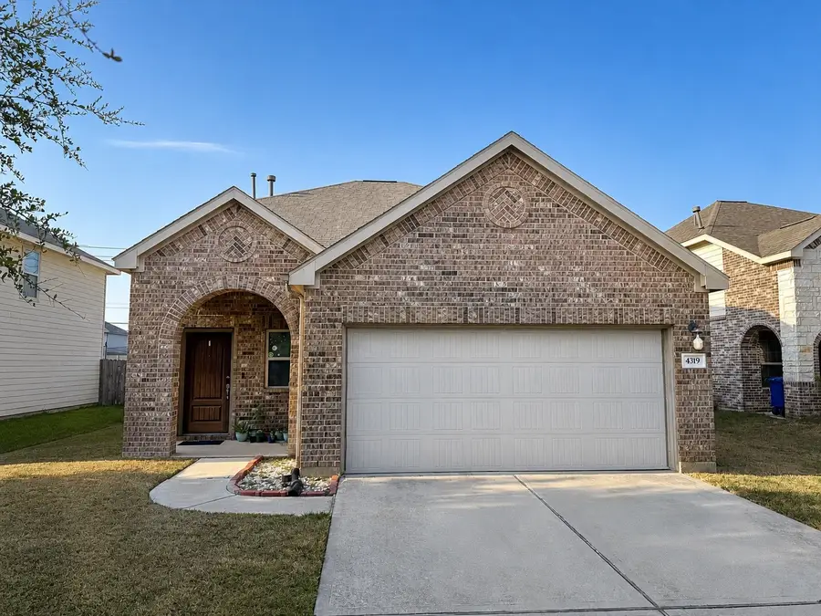 4319 Amaryllis Avenue, Baytown, TX 77521 - #3
