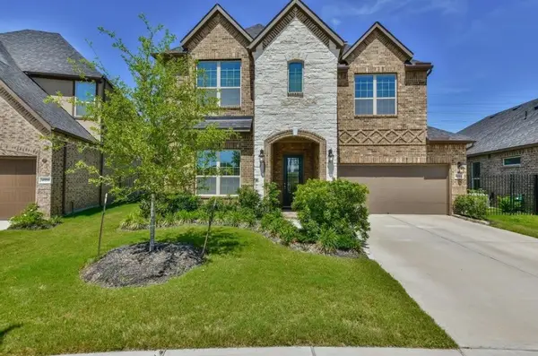 4954 Thunder Creek Lane, Sugar Land, TX 77479