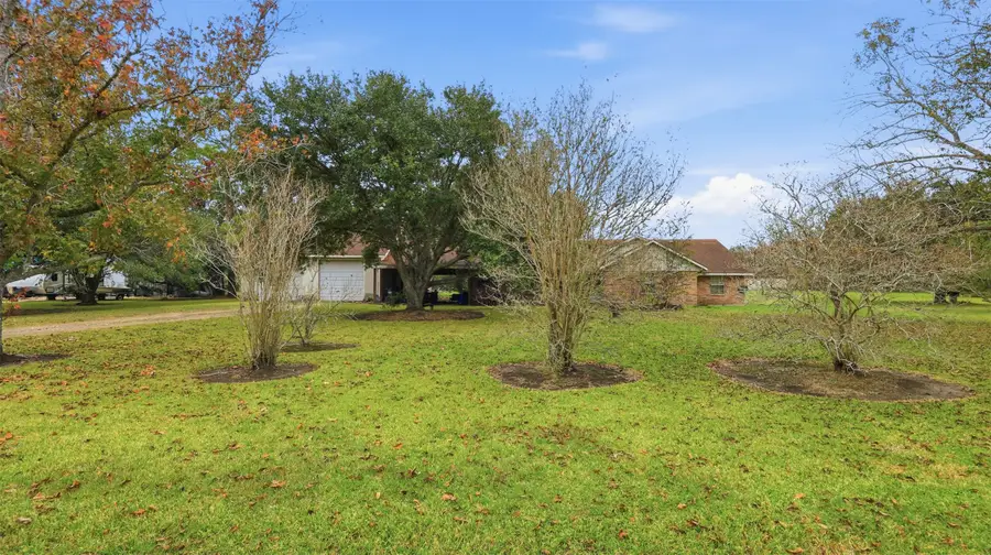 4464 County Road 138e, Alvin, TX 77511 - Image #2