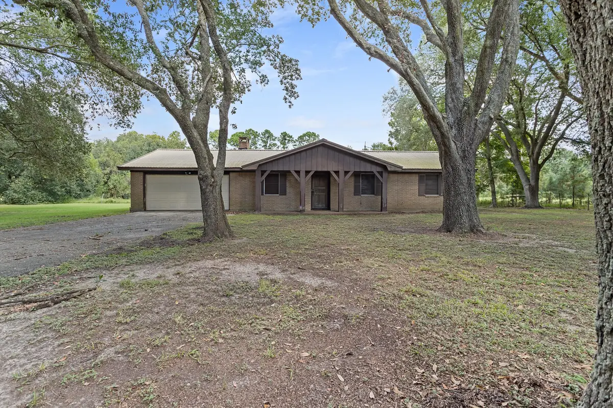404 Best Road, Winnie, TX 77665 - Image #1