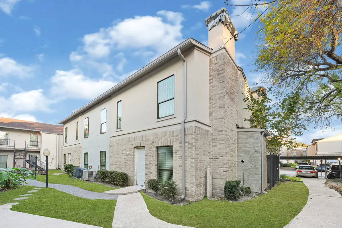 2425 Augusta Drive #29, Houston, TX 77057 - Image #1