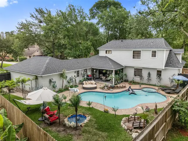 1815 Cobblestone Court, Richmond, TX 77406