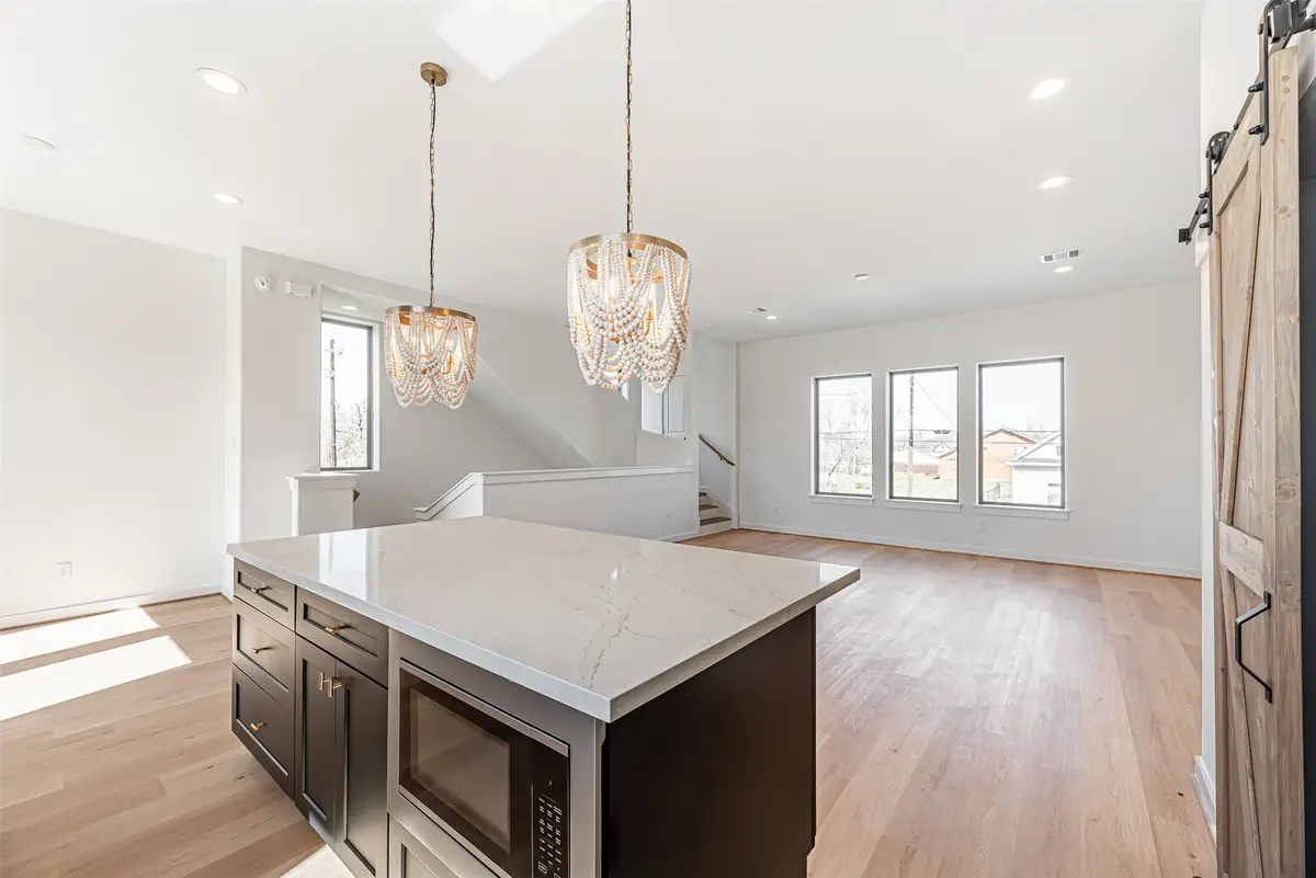 2318 Mills Street, Houston, TX 77026 - Image #1