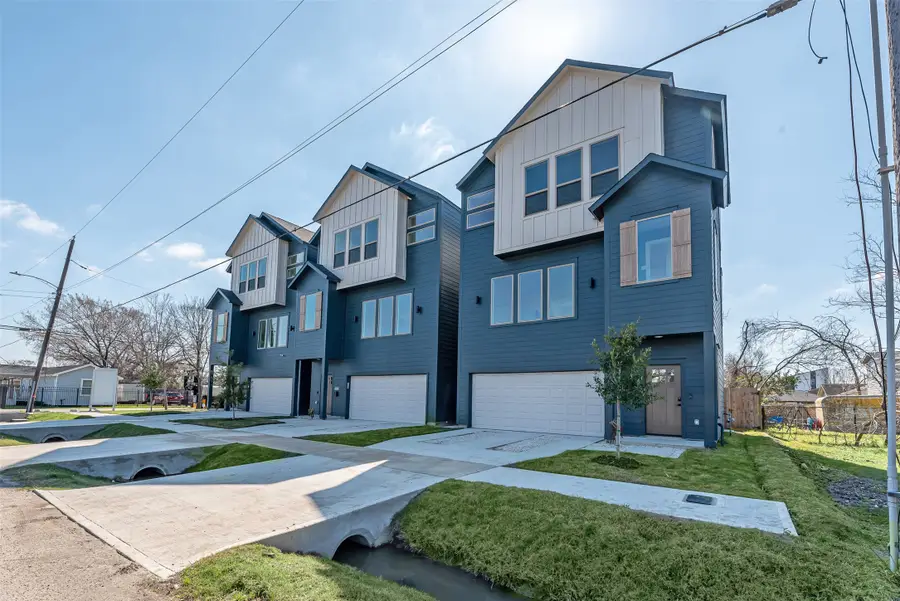 2318 Mills Street, Houston, TX 77026 - Image #3