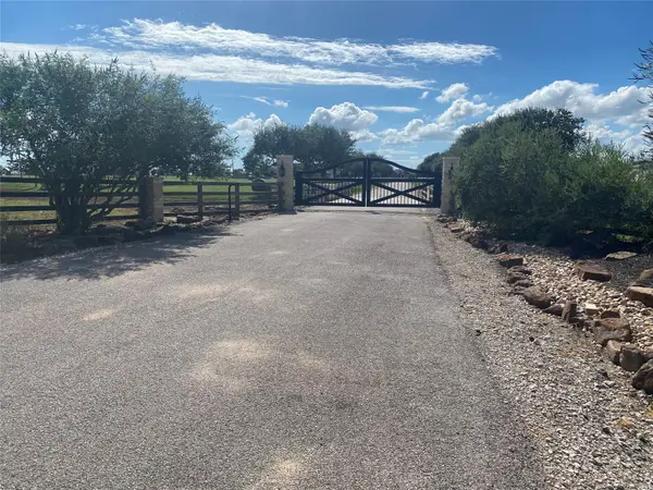 32007 Meadow View Lane, Waller, TX 77484