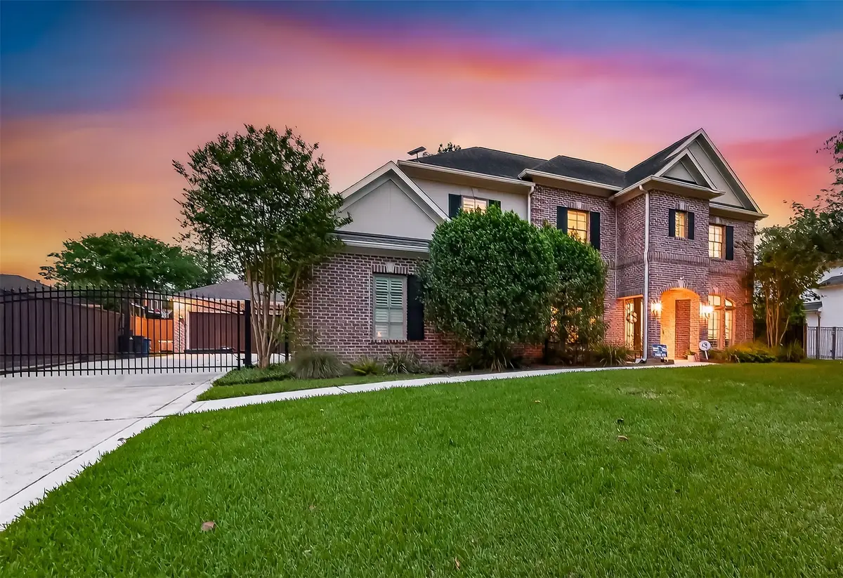 738 E Creekside Drive, Houston, TX 77024 - #1