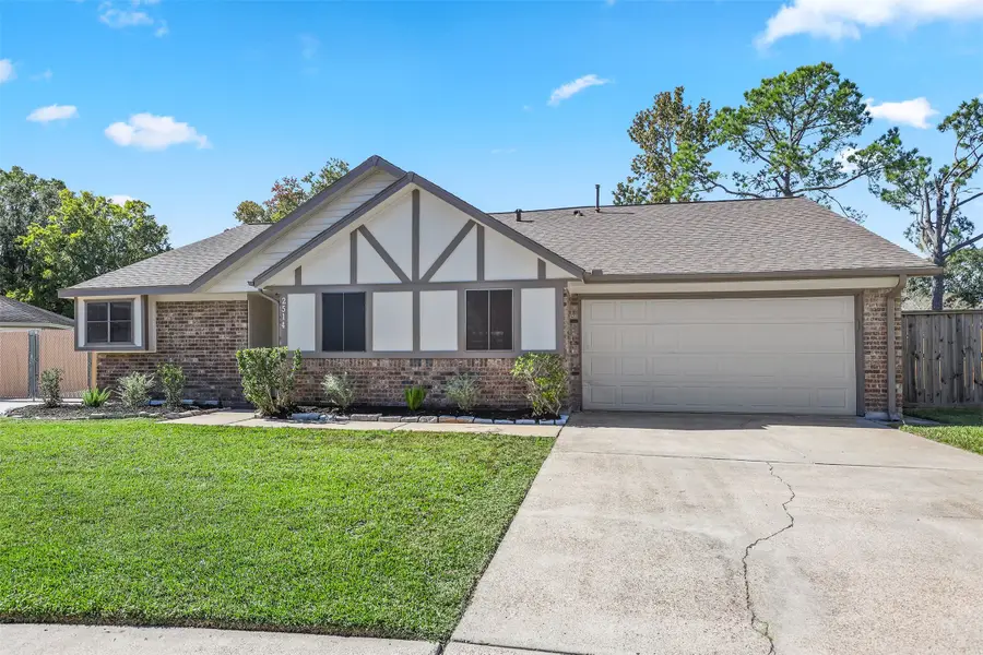 2514 Taylor Lane, Deer Park, TX 77536 - Image #2