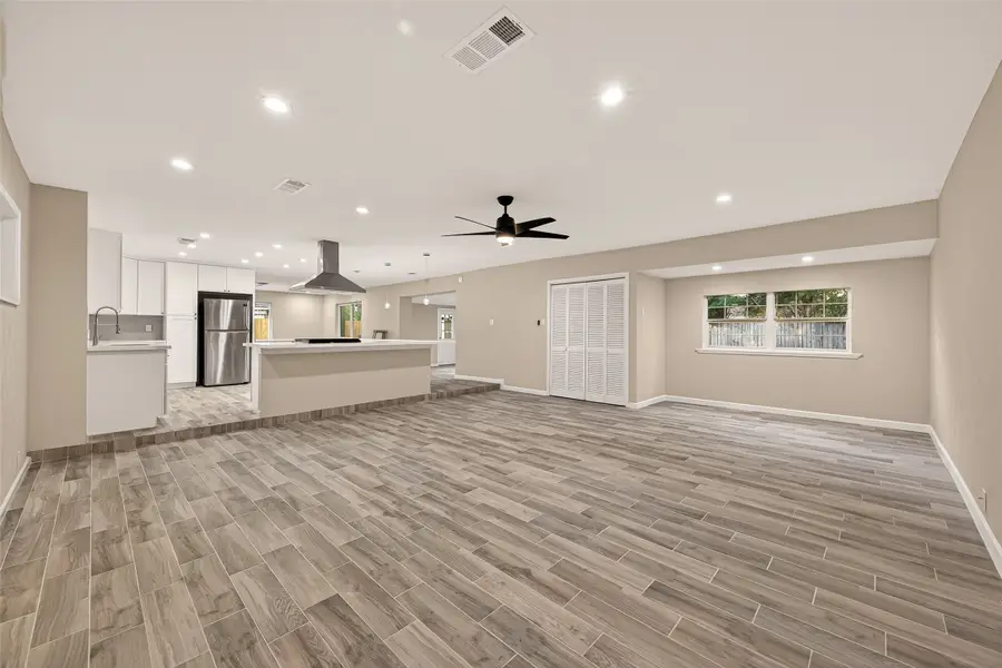 11206 Huggins Drive, Houston, TX 77035 - #3