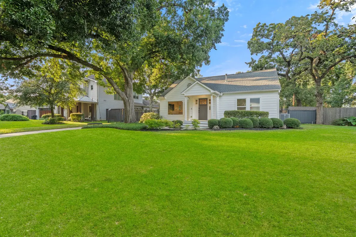 742 W 42nd Street, Houston, TX 77018 - #1