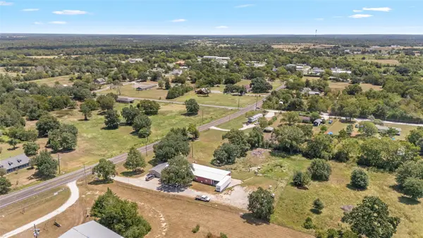 9772 Fm 1696 Road, Bedias, TX 77831