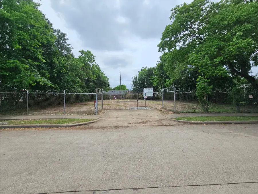 3330 Kilgore Street, Houston, TX 77021 - #3