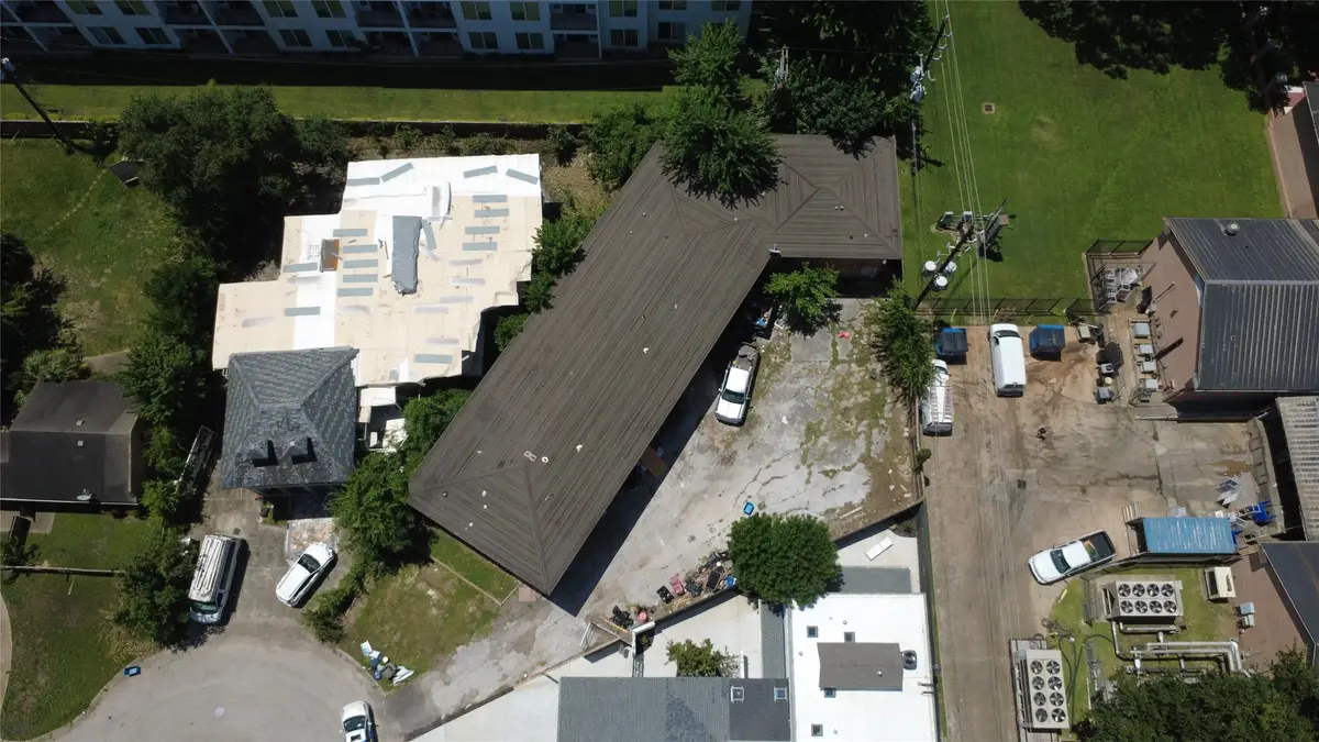 9 Briar Dale Court, Houston, TX 77027 - #1