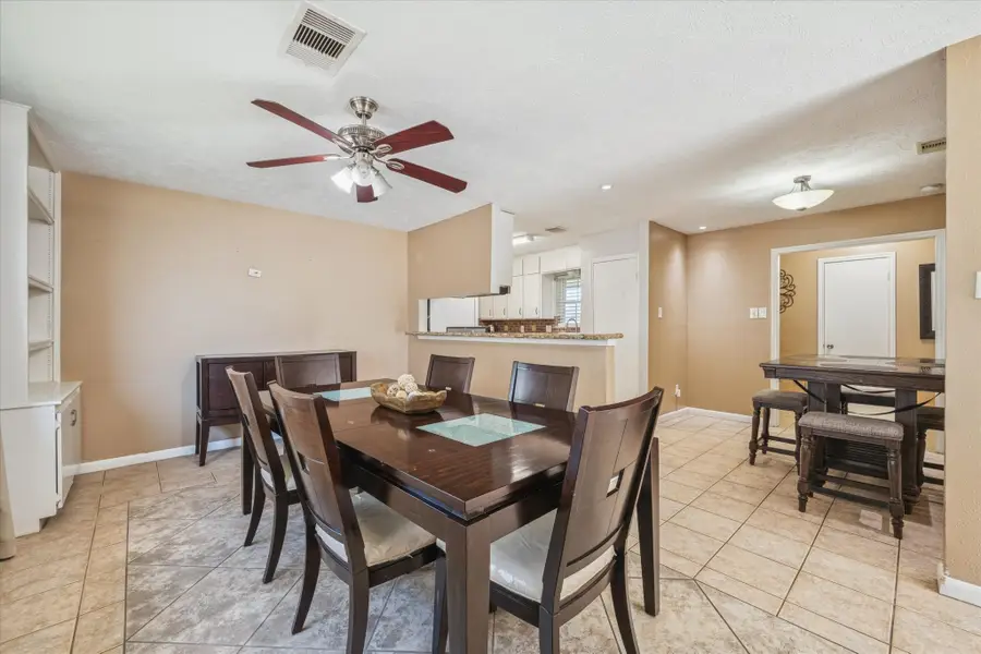 4908 Holly Park Drive, Pasadena, TX 77505 - Image #3