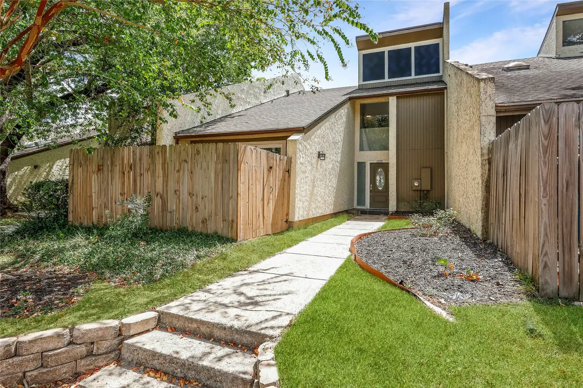 12239 Glenview Drive, Montgomery, TX 77356 - #1