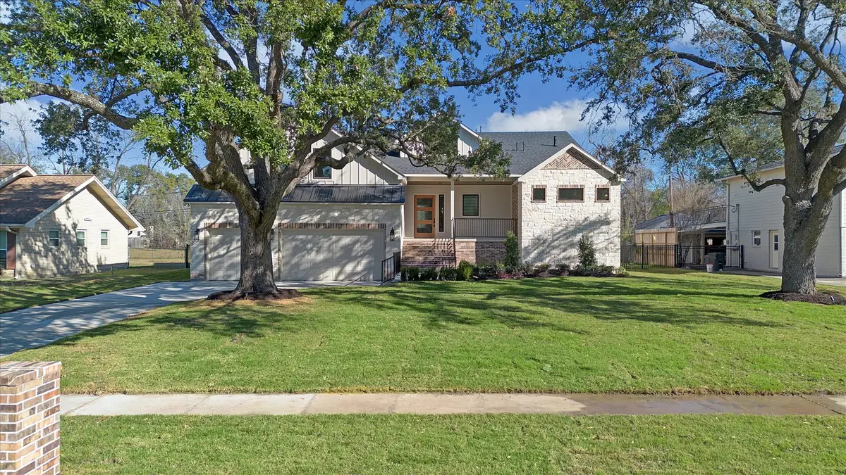 15418 Jersey Drive, Jersey Village, TX 77040 - Image #1
