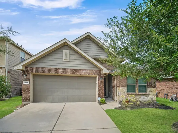 8915 English Manor Drive, Cypress, TX 77433