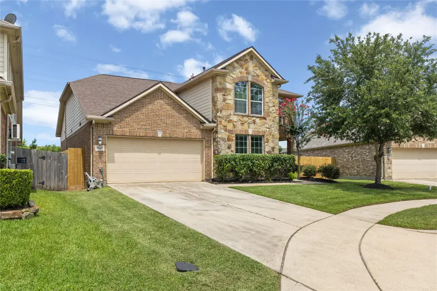 1010 Nantucket Street, Pasadena, TX 77503 - #2