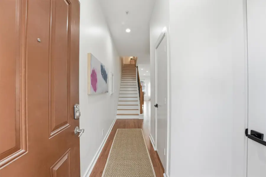 806 Jackson Hill Street #201, Houston, TX 77007 - Image #3