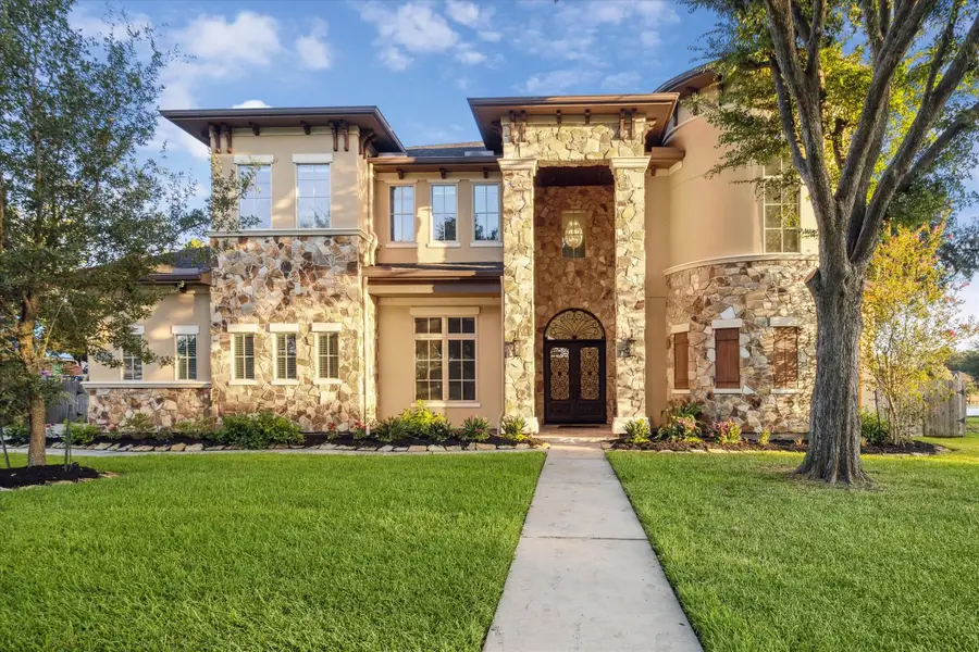 902 Piedmont Street, Sugar Land, TX 77478 - Image #2