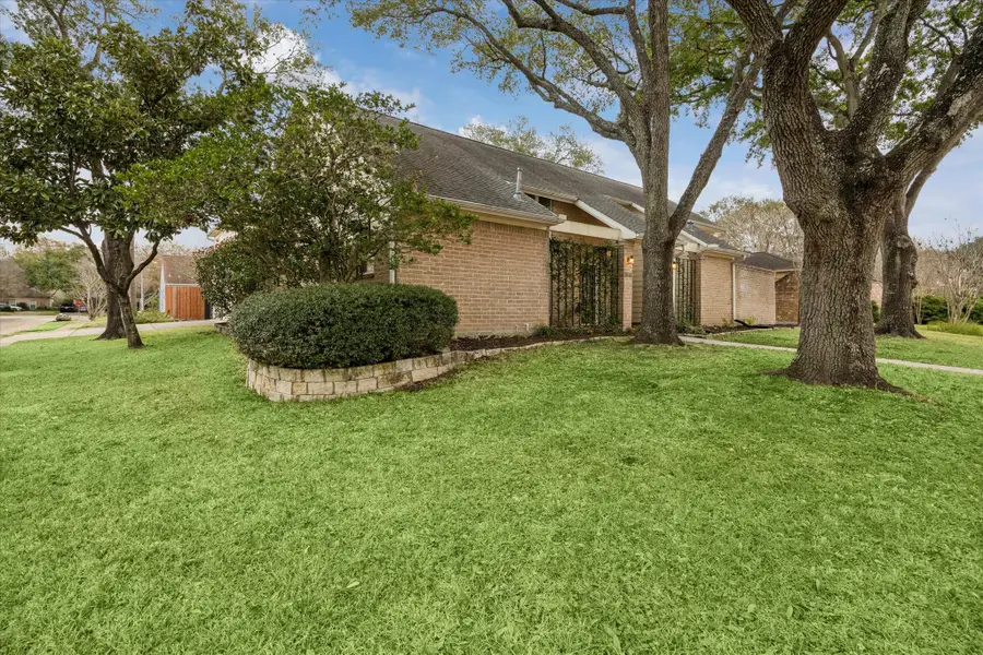 11930 Westmere Drive, Houston, TX 77077 - Image #2