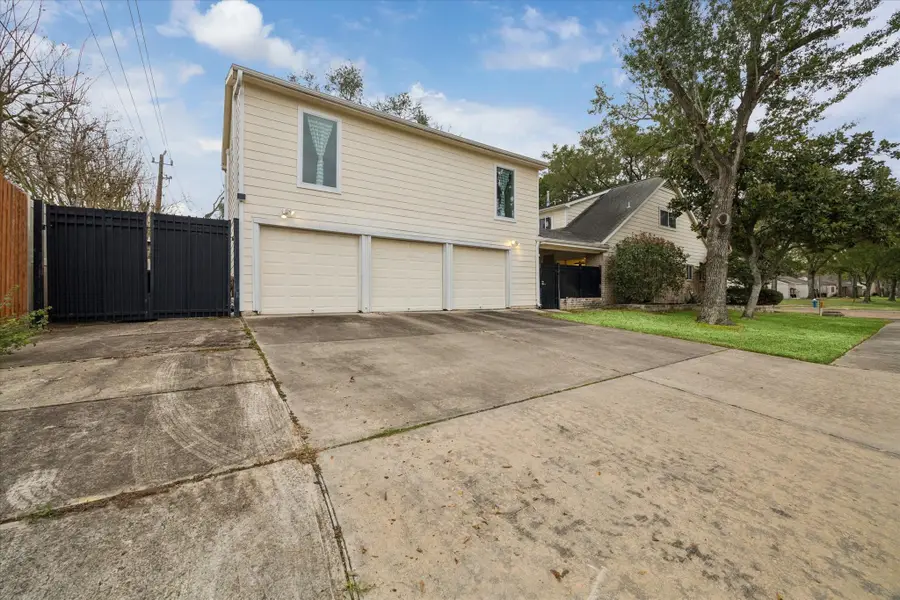 11930 Westmere Drive, Houston, TX 77077 - Image #3